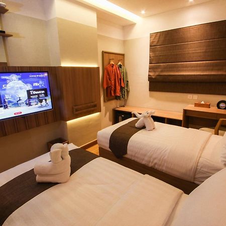 Kuretakeso Kemang Hotel Jakarta Kültér fotó