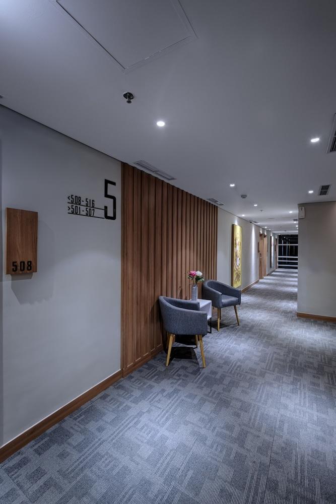 Kuretakeso Kemang Hotel Jakarta Kültér fotó