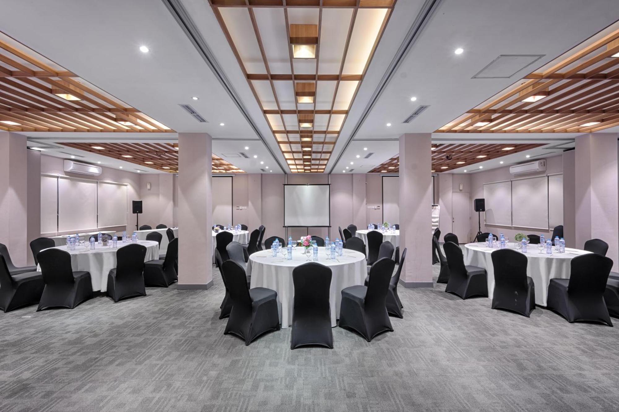 Kuretakeso Kemang Hotel Jakarta Kültér fotó